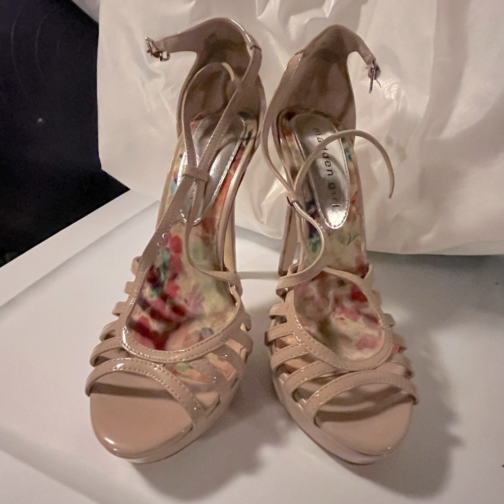 Nude heels